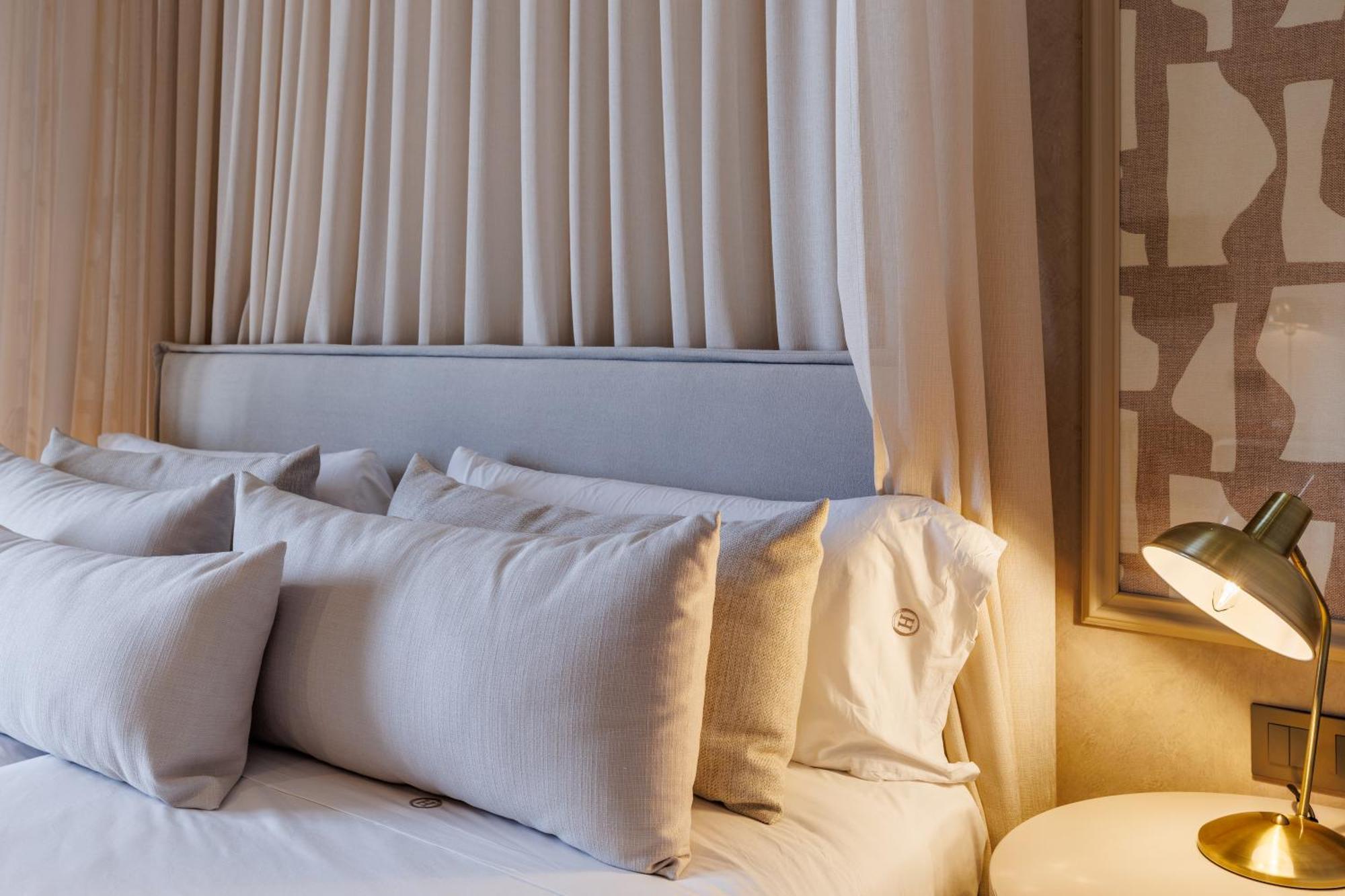 Double or Twin Room,1587498282:JPEG